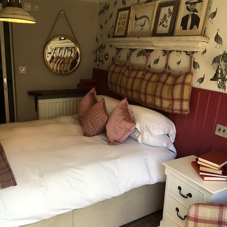 The Golden Pheasant Hotel Burford Exteriér fotografie