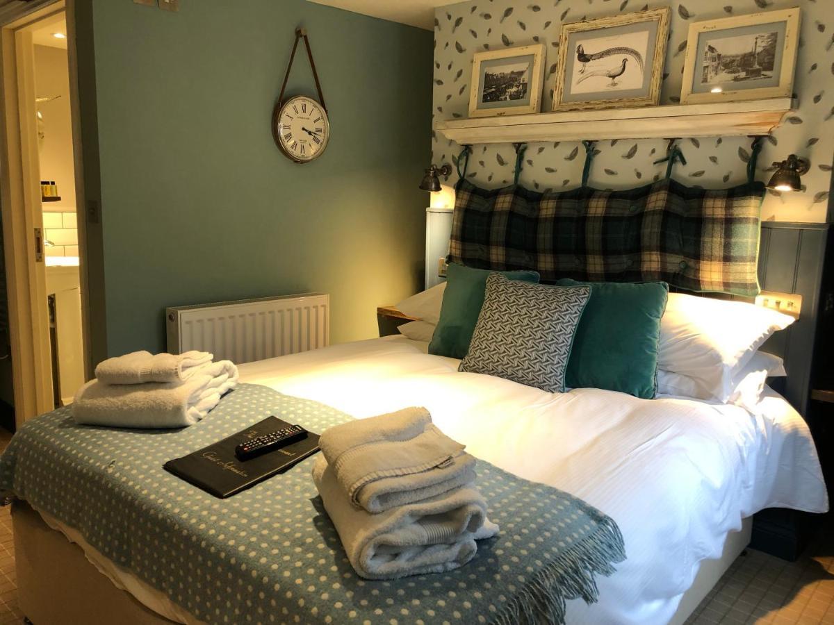 The Golden Pheasant Hotel Burford Exteriér fotografie