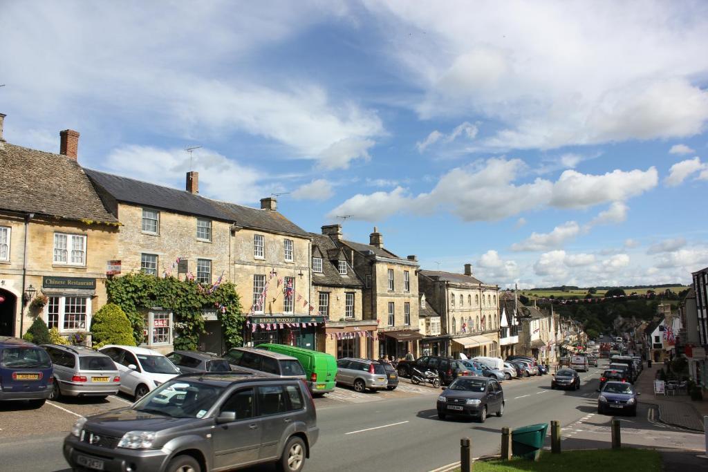 The Golden Pheasant Hotel Burford Exteriér fotografie